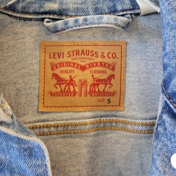 Levi's Red Tab Women's Original Trucker Denim Jacket Size S - Picture 9 of 10